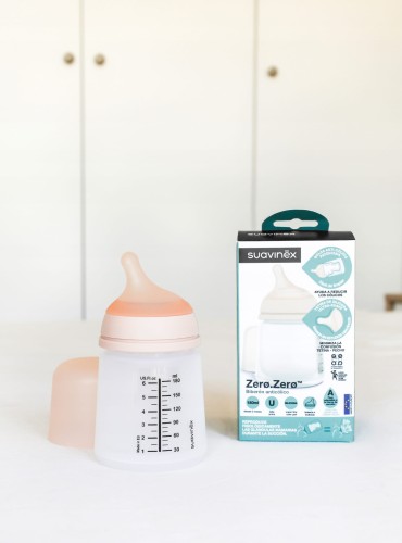 Butelka do karmienia o wolnym przepływie dla niemowlaka Zero Zero 180 ml Suavinex