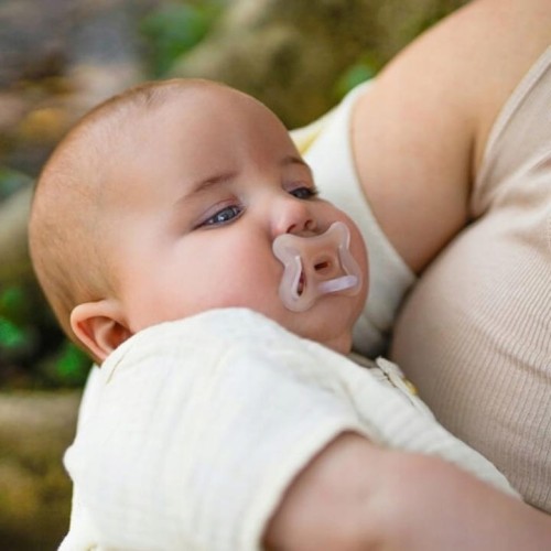 Smoczek fizjologiczny silikonowy ZERO ZERO 0-6M Suavinex