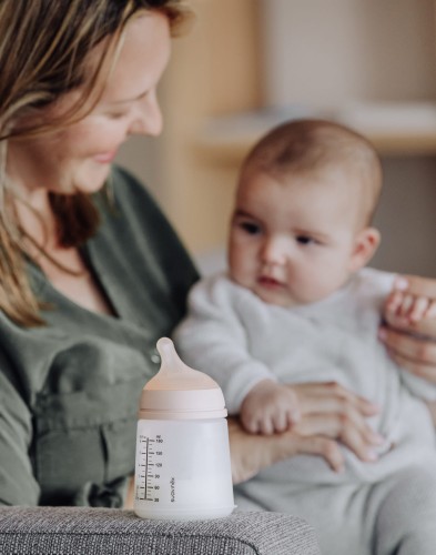 Butelka do karmienia o wolnym przepływie dla niemowlaka Zero Zero 180 ml Suavinex