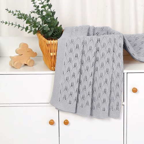 Kocyk otulacz bawełniany dla dzieci z lekkim splotem 80x100 cm