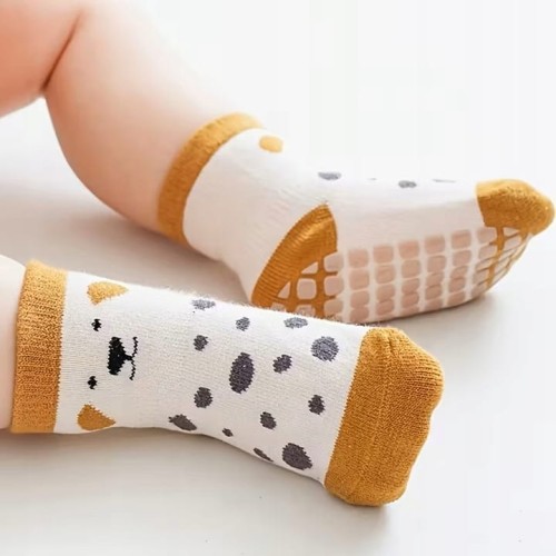 Skarpetki dziecięce ABS antypoślizgowe na trampoliny sale zabaw 5 par