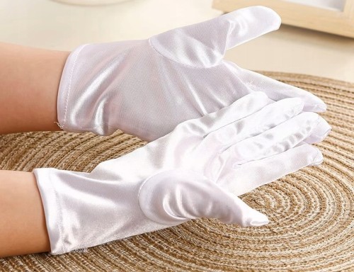 Rękawiczki Komunijne Białe dla Dziewczynki – Eleganckie Miękkie z Kokardką i Perełką