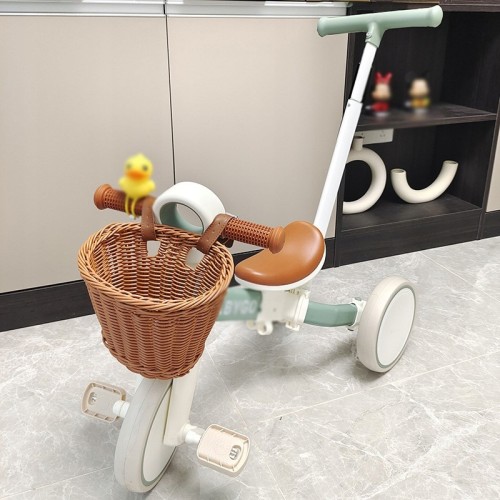 Koszyk rowerowy przedni na kierownicę pleciony rattanowy